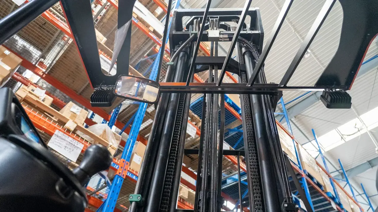 Chariot à Mât Rétractable Pro CQD14 — vue 8